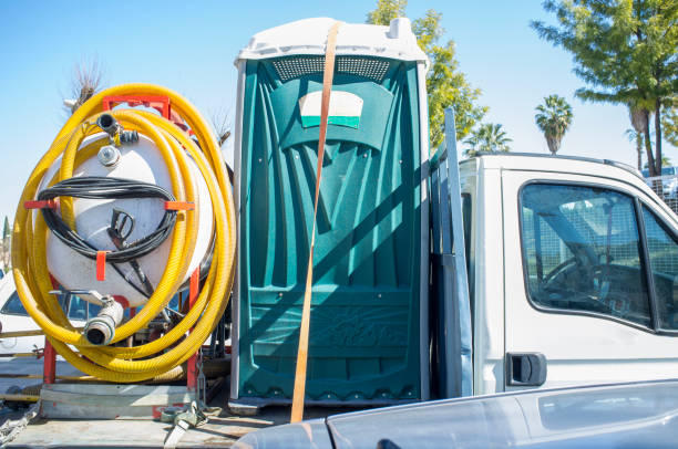 Best Portable restroom trailer rental  in Woodlawn Beach, FL